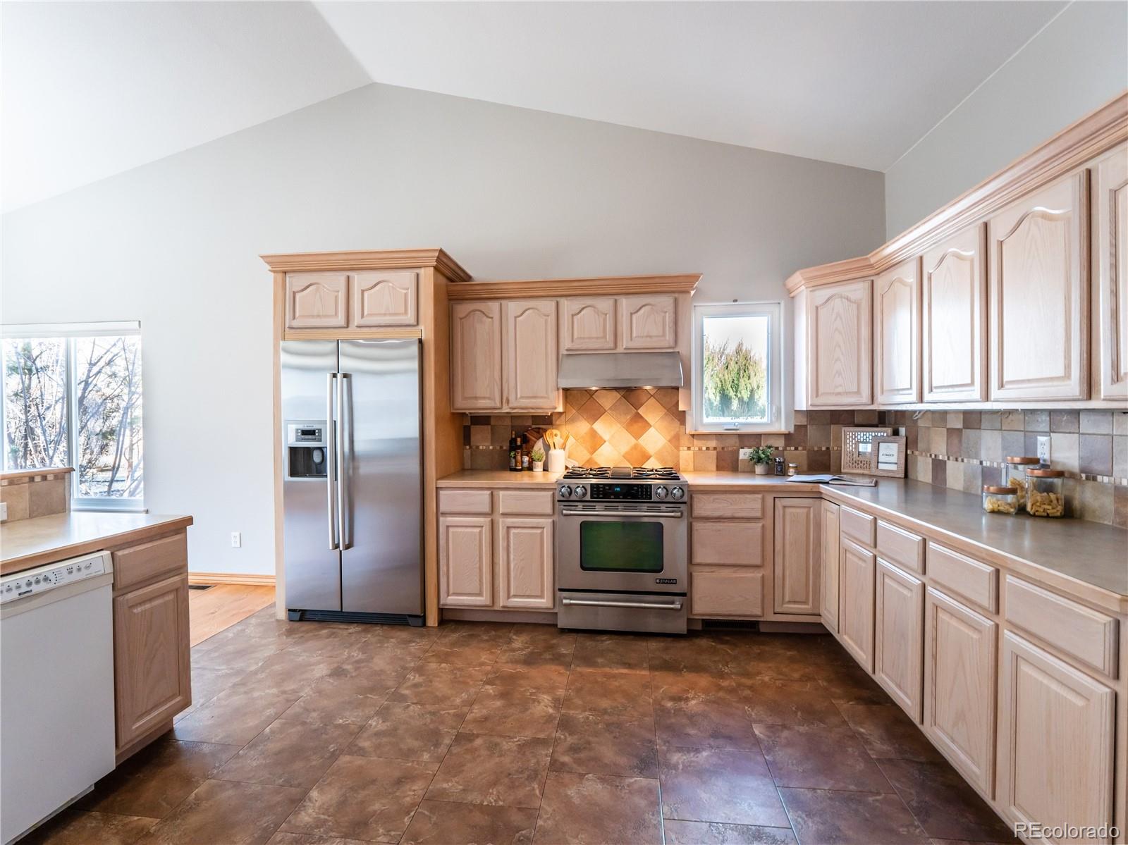 MLS Image #13 for 1670  stove prairie circle,loveland, Colorado