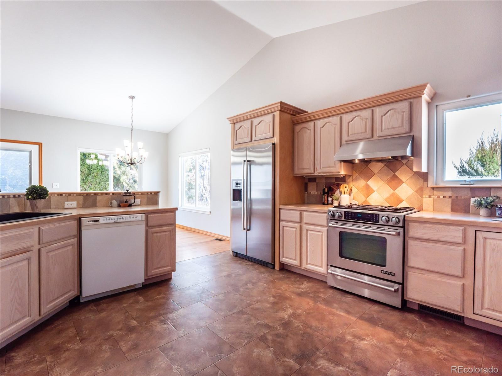 MLS Image #4 for 1670  stove prairie circle,loveland, Colorado