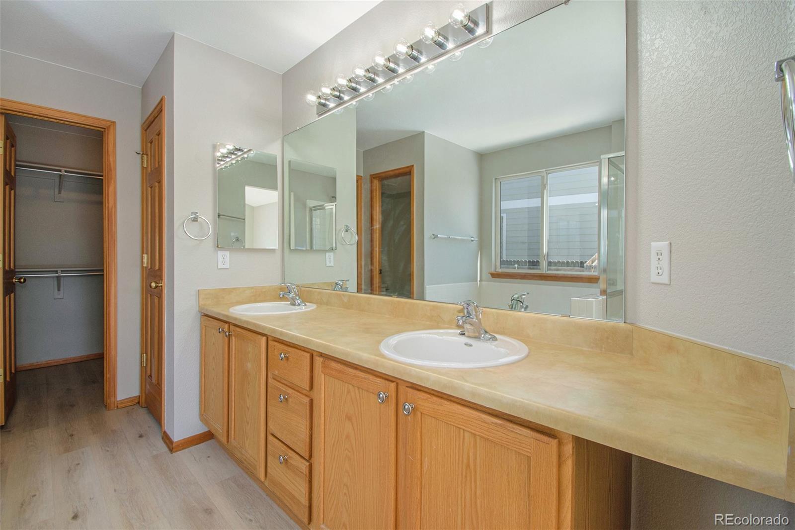 MLS Image #3 for 5857 s zante circle,aurora, Colorado
