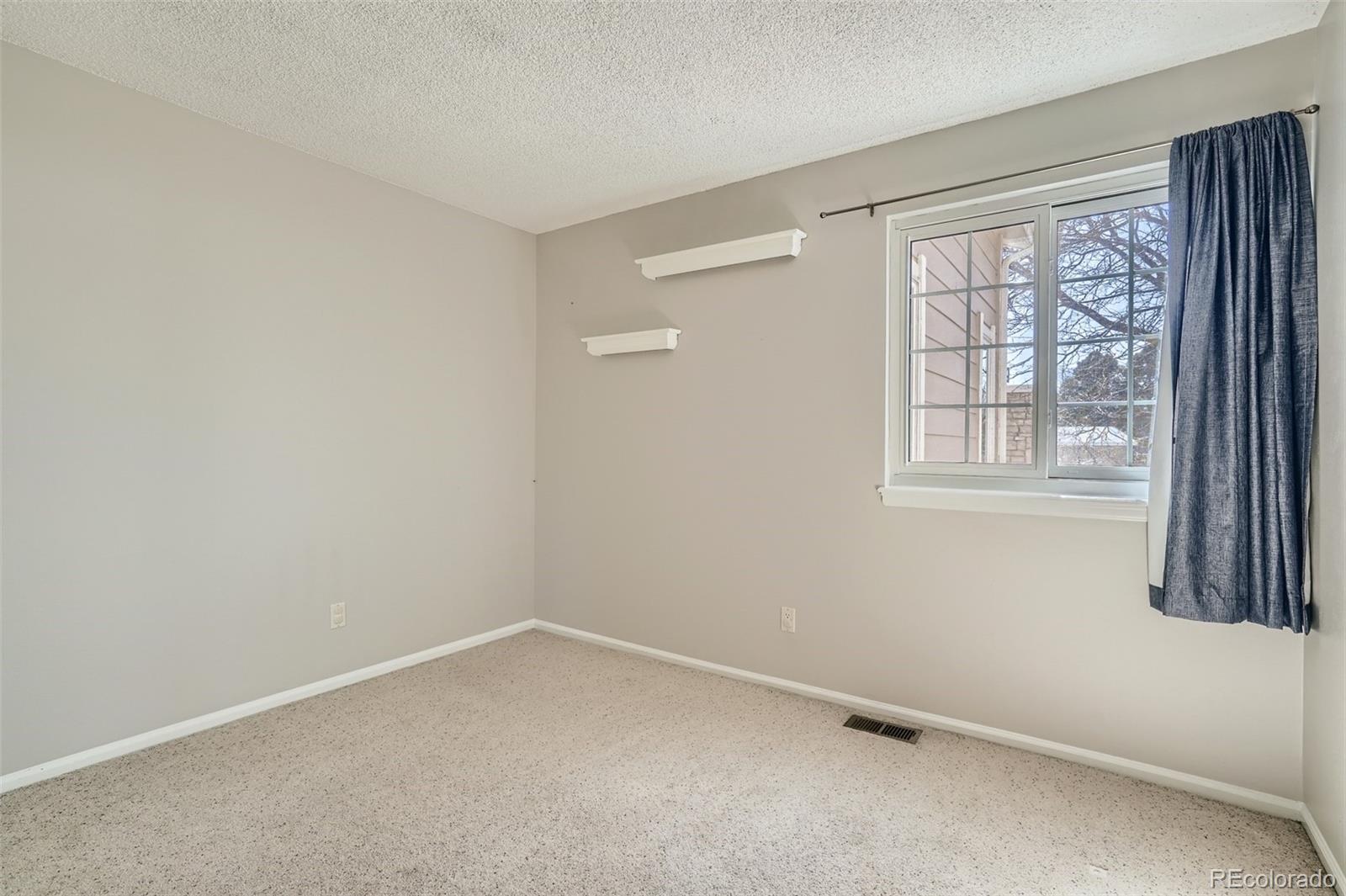 MLS Image #13 for 8481  everett way,arvada, Colorado
