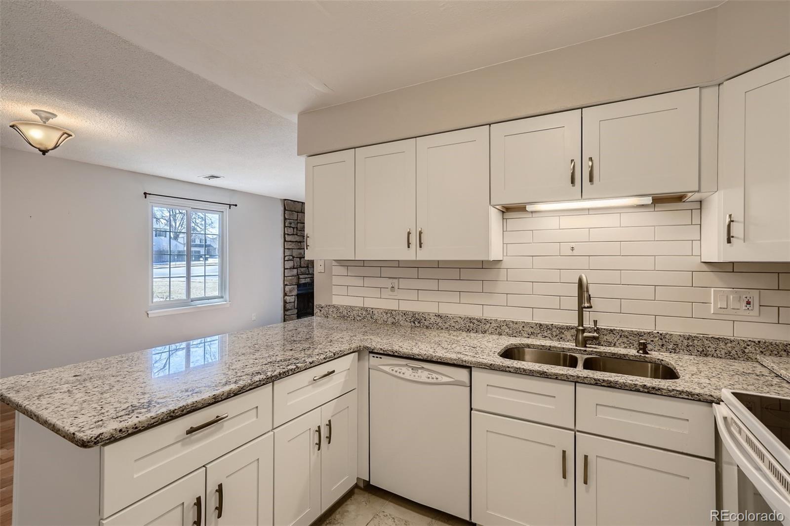 MLS Image #7 for 8481  everett way,arvada, Colorado