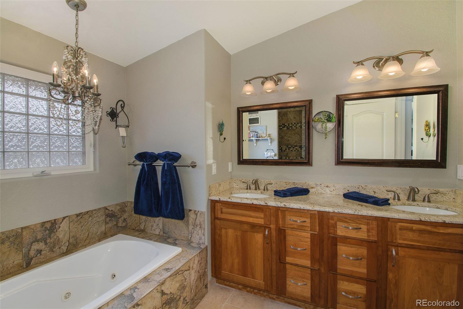 MLS Image #9 for 8124  owens way,arvada, Colorado