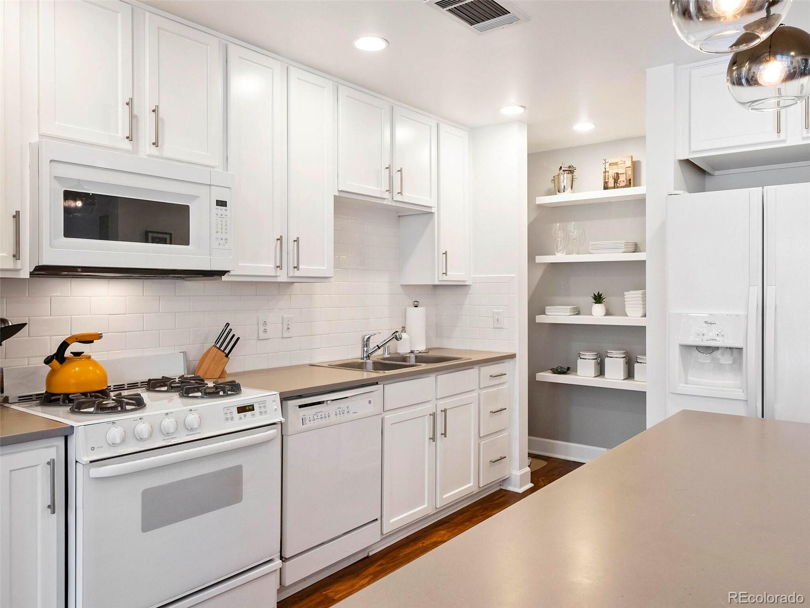 MLS Image #4 for 1630  clarkson street,denver, Colorado