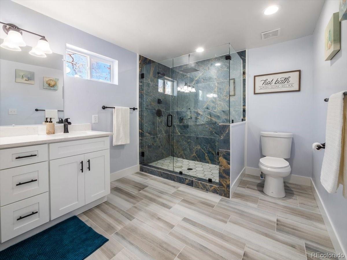 MLS Image #13 for 1645  yosemite street,denver, Colorado
