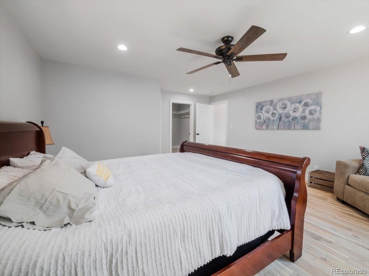 MLS Image #16 for 1645  yosemite street,denver, Colorado