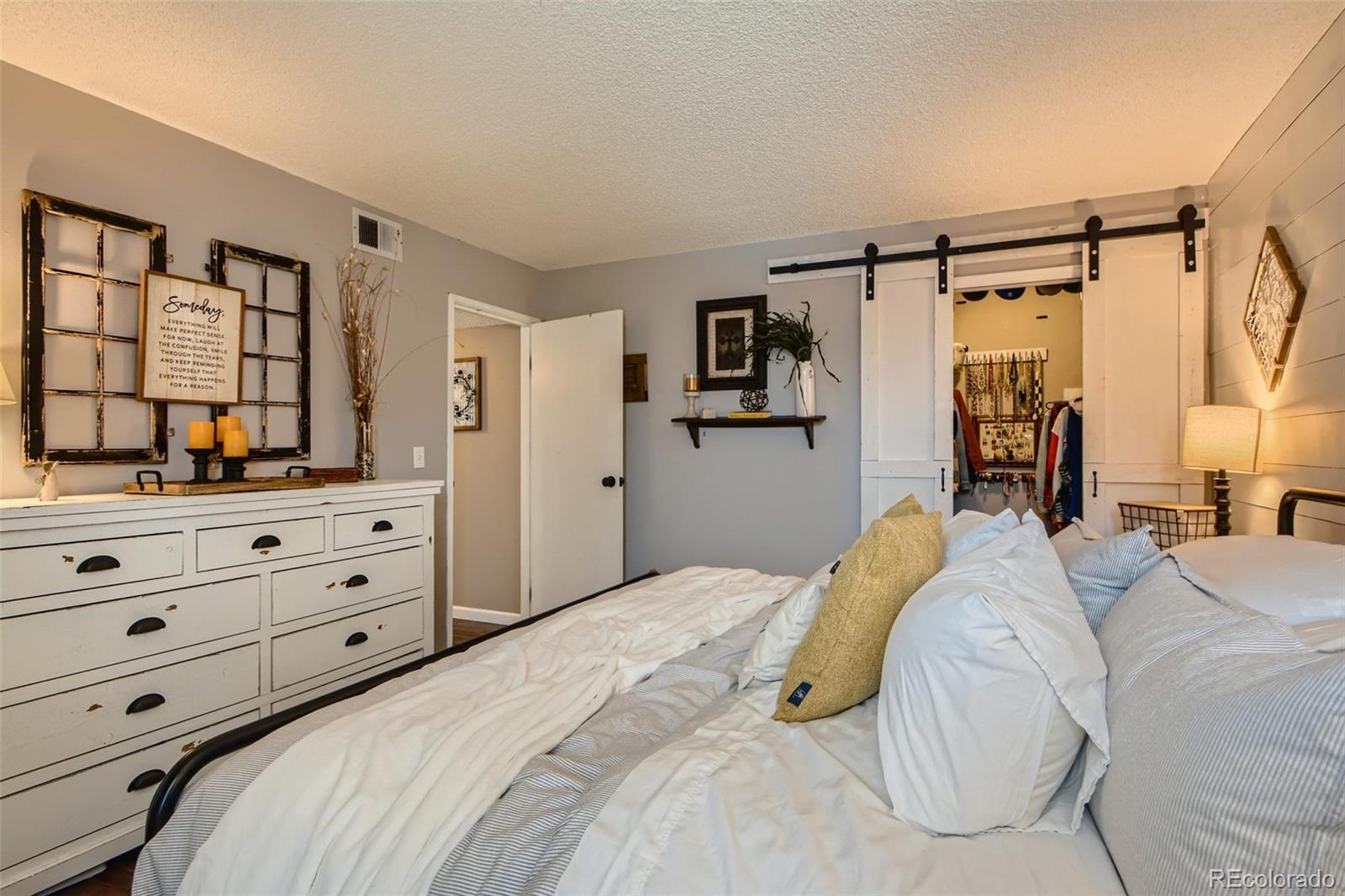 MLS Image #5 for 7150 w 20th avenue 304,lakewood, Colorado