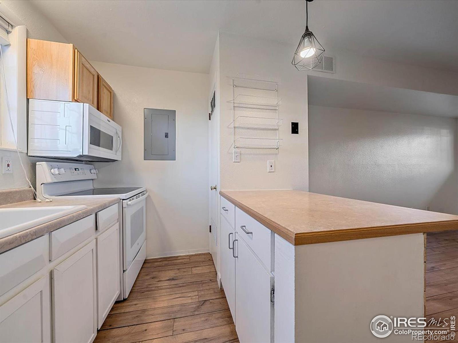 MLS Image #6 for 1607  cottonwood drive,louisville, Colorado