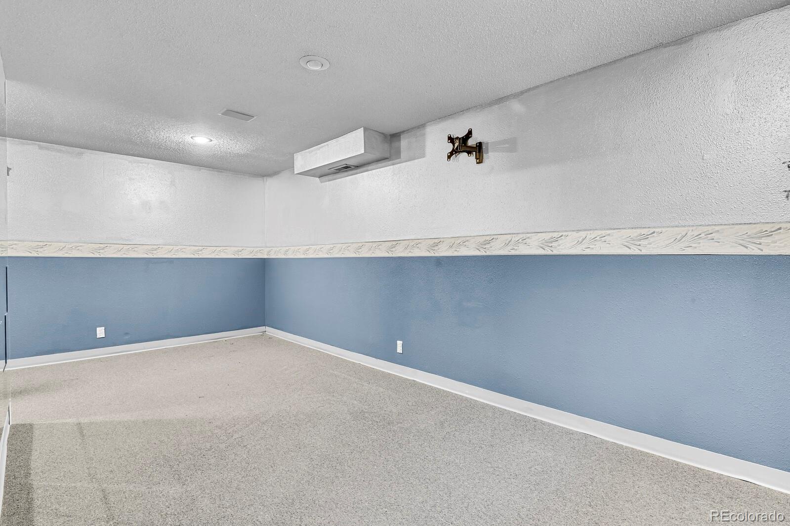 MLS Image #18 for 18941 e chaffee place,denver, Colorado