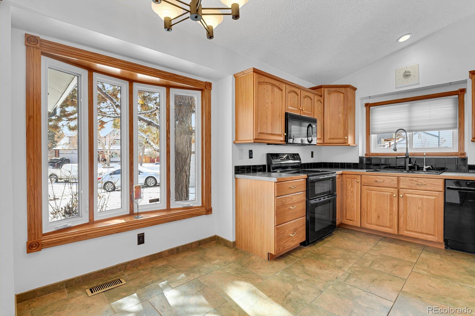 MLS Image #5 for 18941 e chaffee place,denver, Colorado