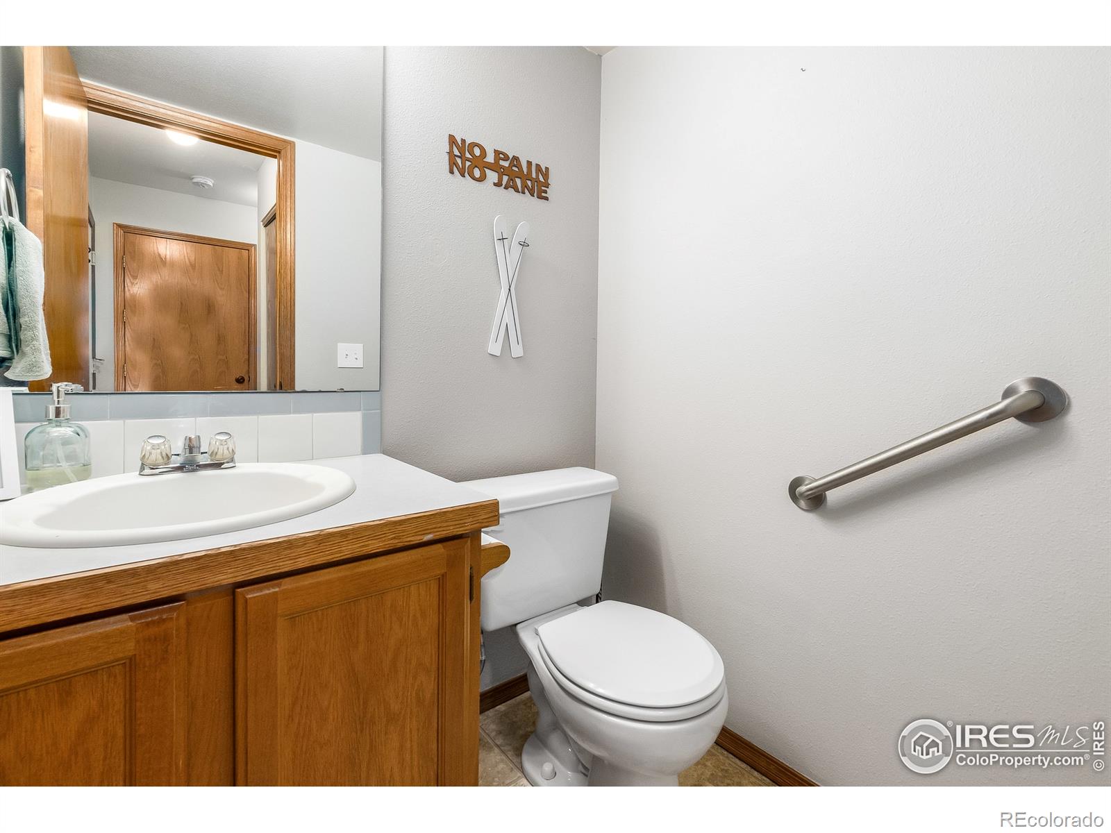 MLS Image #14 for 991 s edinburgh drive,loveland, Colorado