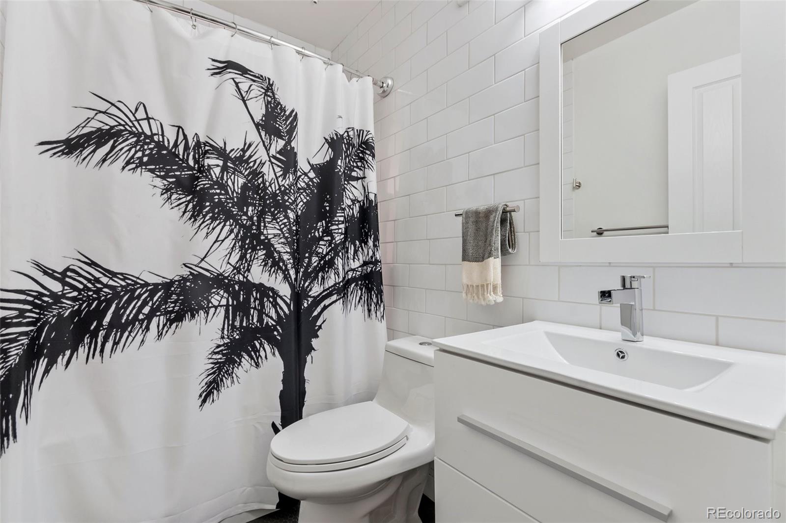 MLS Image #18 for 1025 e 17th avenue,denver, Colorado