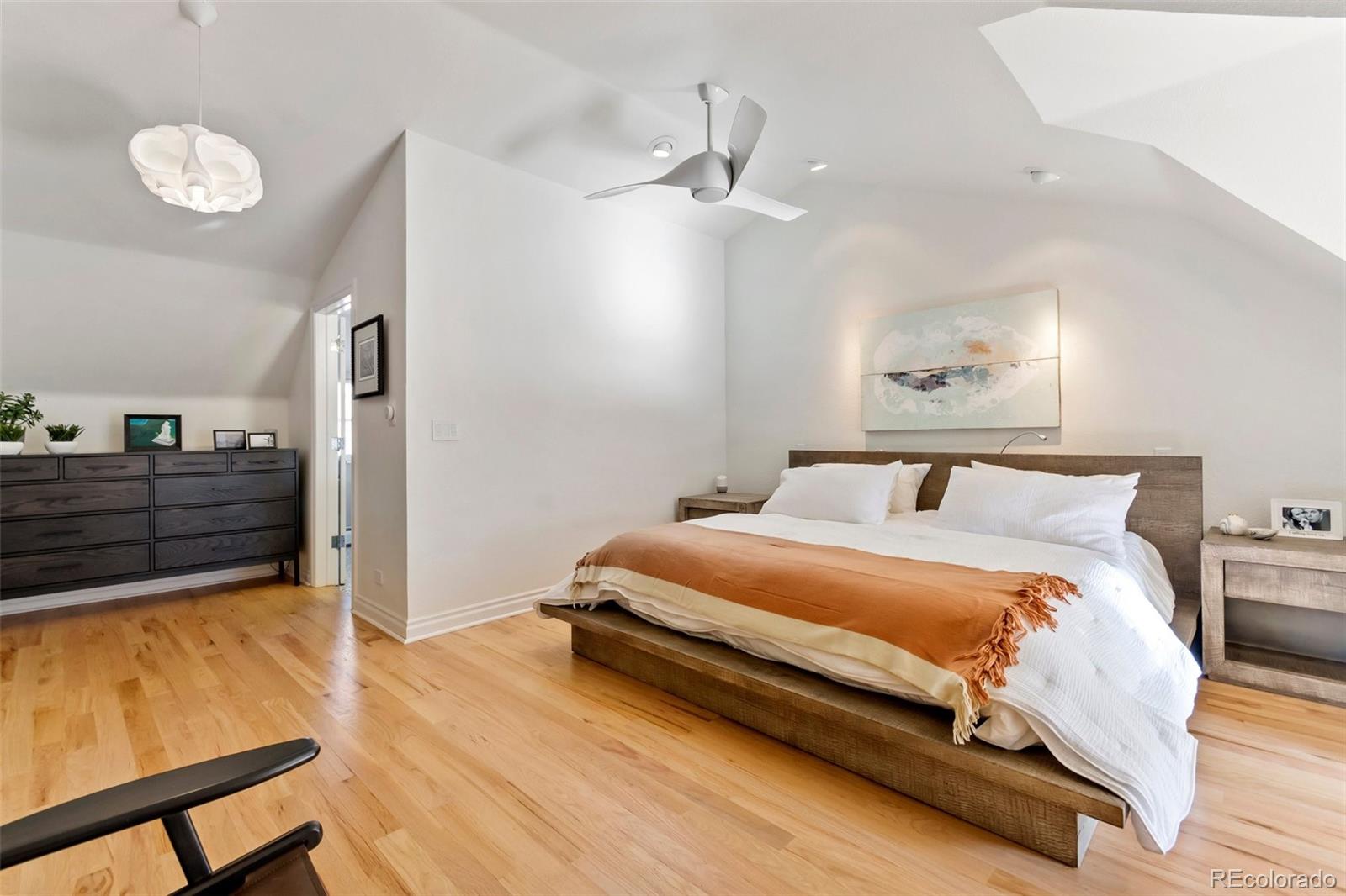 MLS Image #23 for 1025 e 17th avenue,denver, Colorado