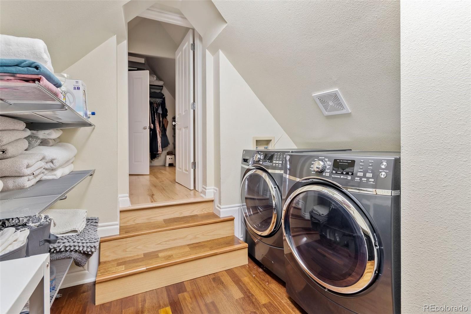 MLS Image #29 for 1025 e 17th avenue,denver, Colorado