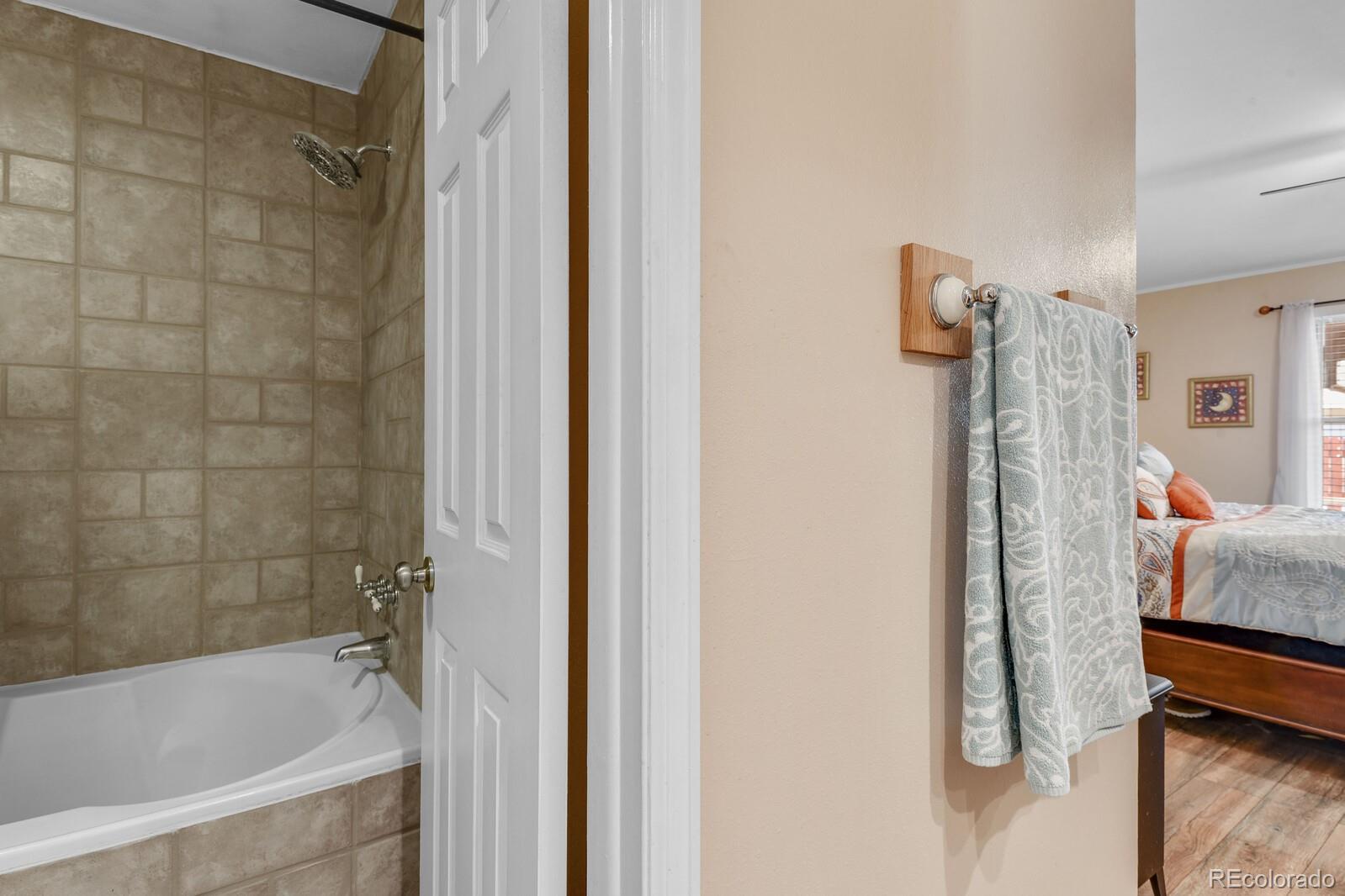 MLS Image #18 for 8003 s newport court,centennial, Colorado
