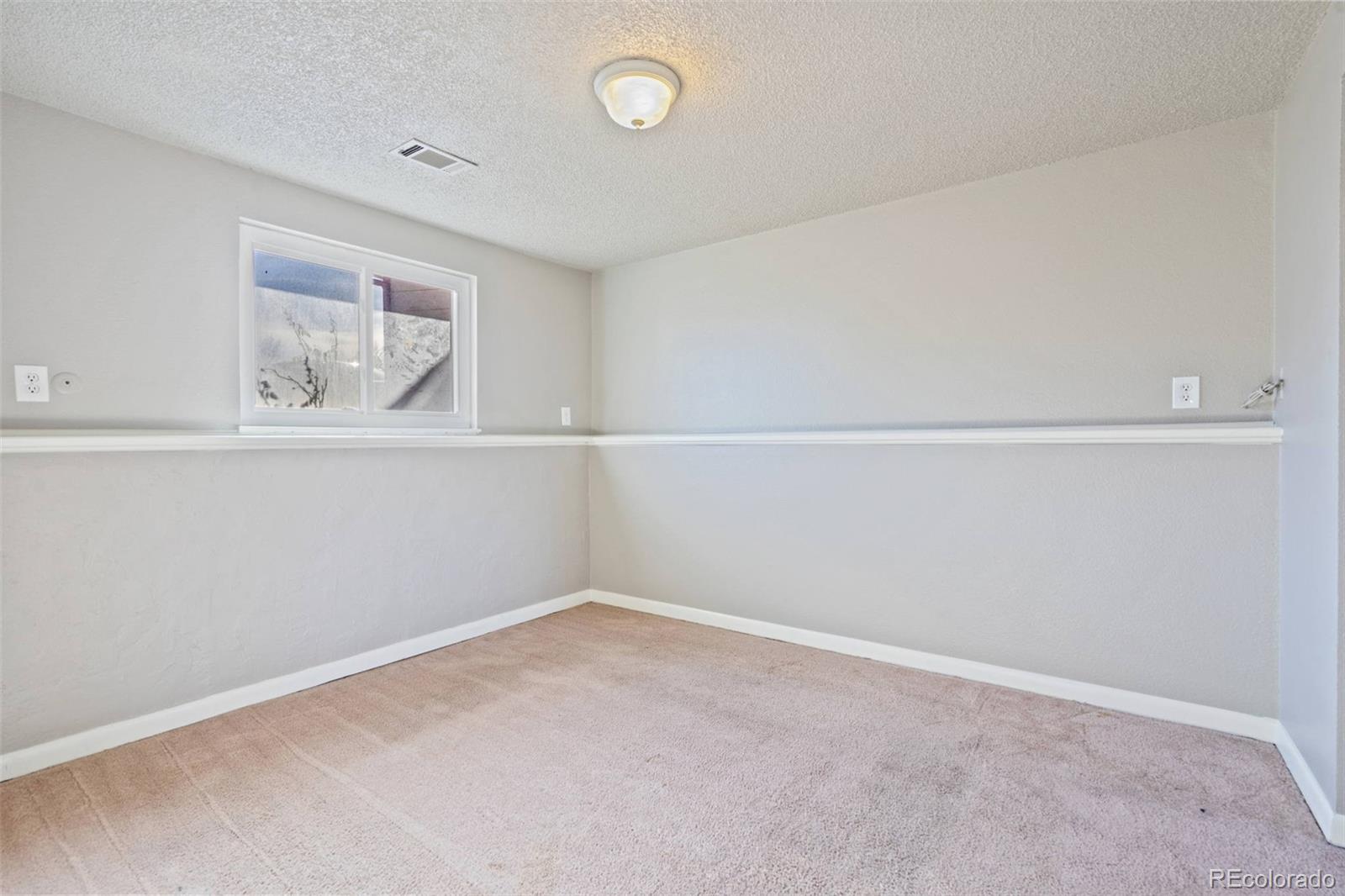 MLS Image #11 for 2036  wedgewood court,greeley, Colorado