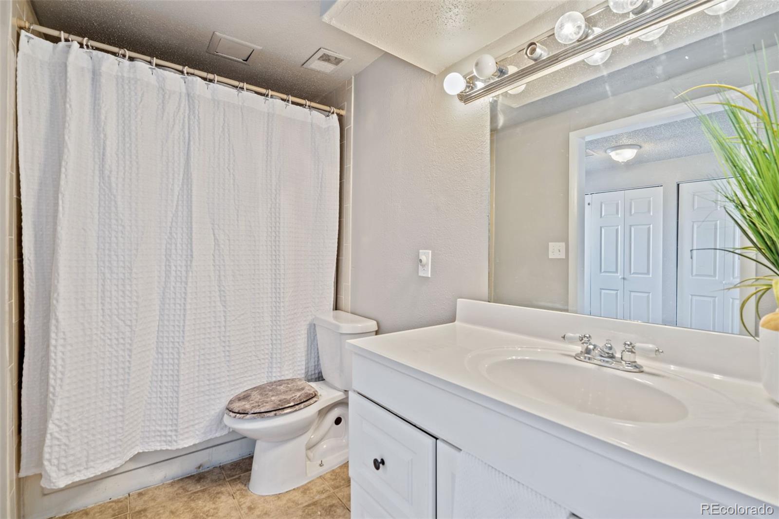 MLS Image #14 for 2036  wedgewood court,greeley, Colorado