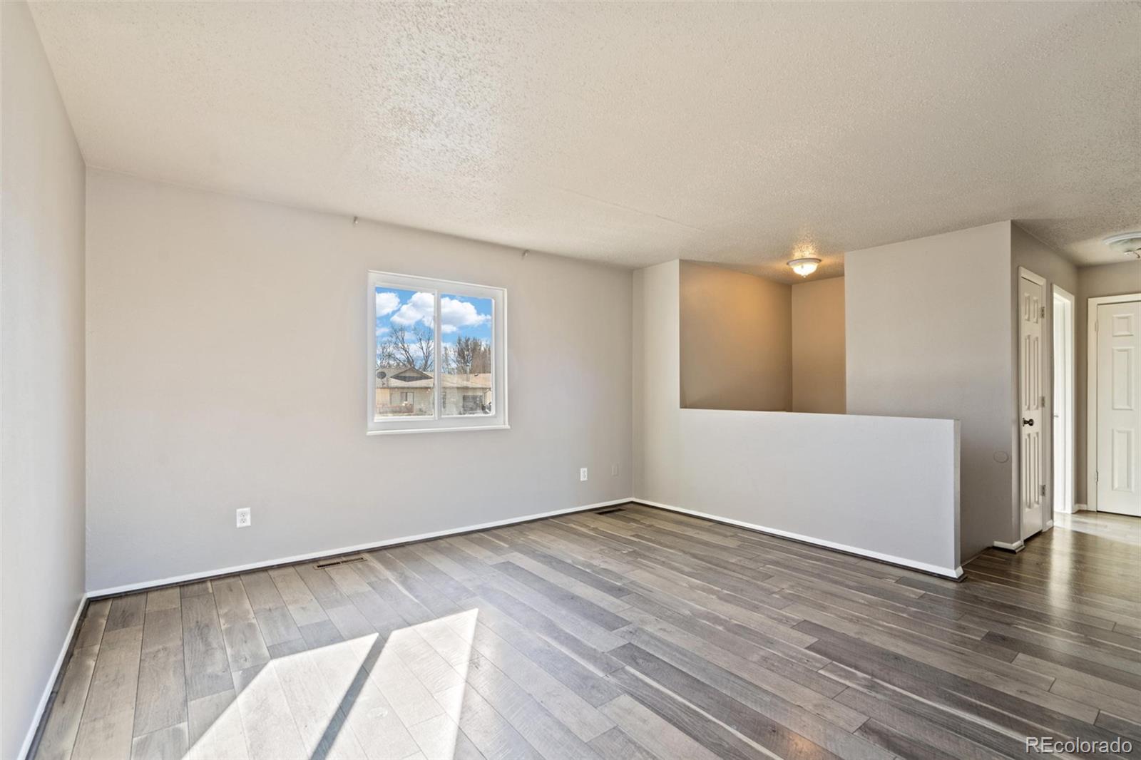 MLS Image #3 for 2036  wedgewood court,greeley, Colorado