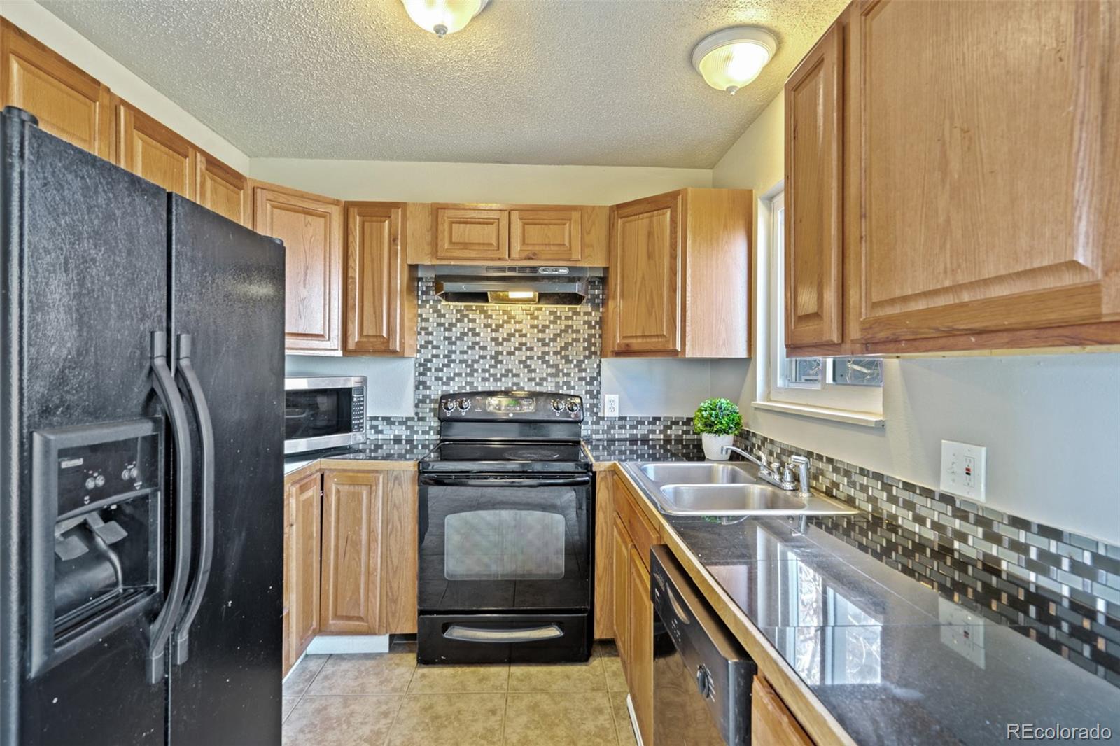 MLS Image #6 for 2036  wedgewood court,greeley, Colorado