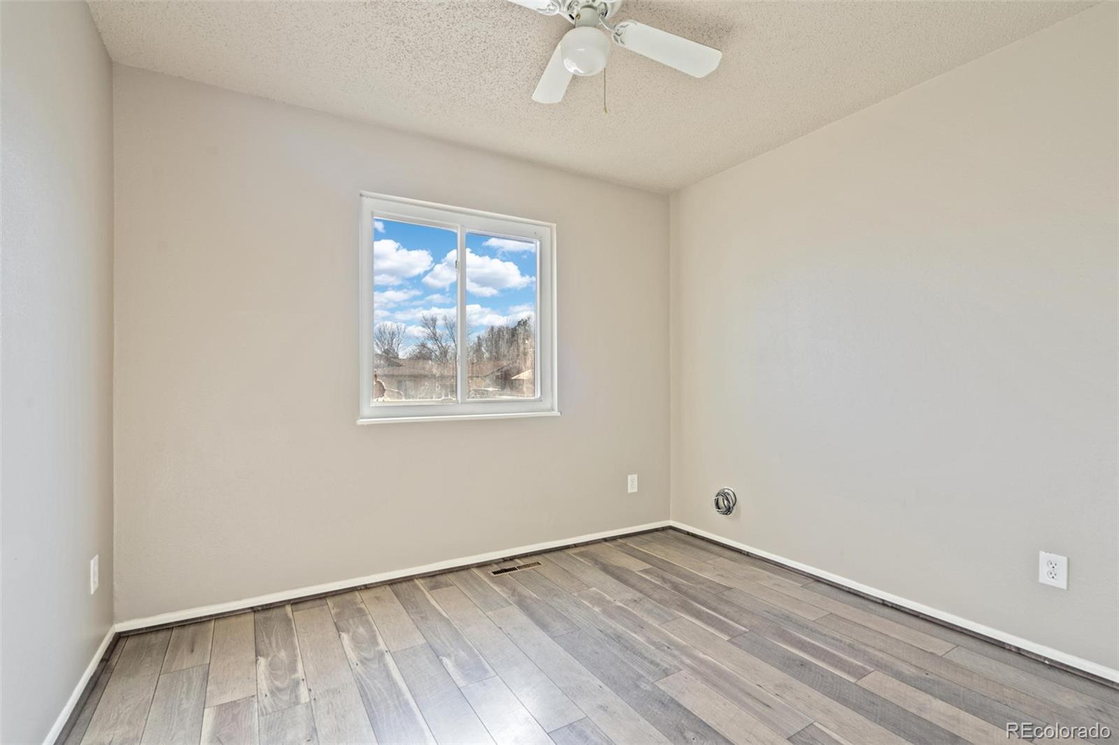 MLS Image #9 for 2036  wedgewood court,greeley, Colorado