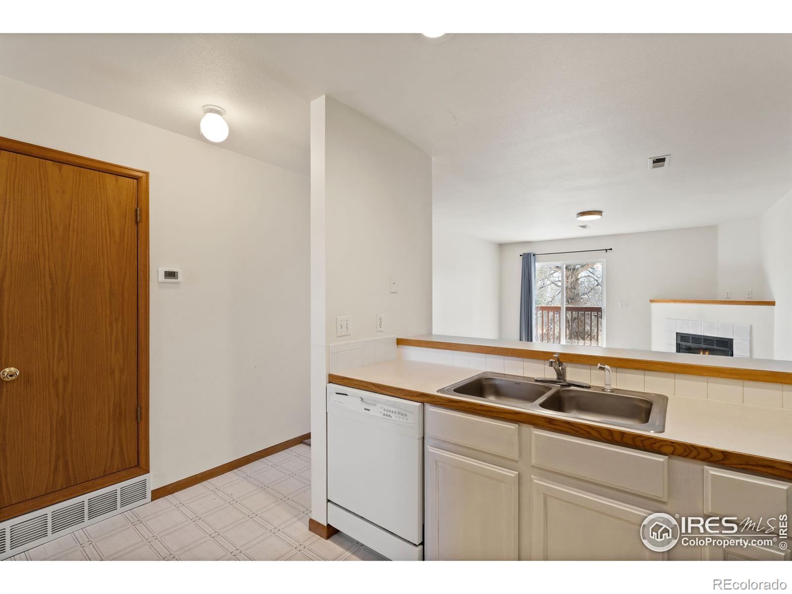 MLS Image #13 for 1054  tierra lane,fort collins, Colorado