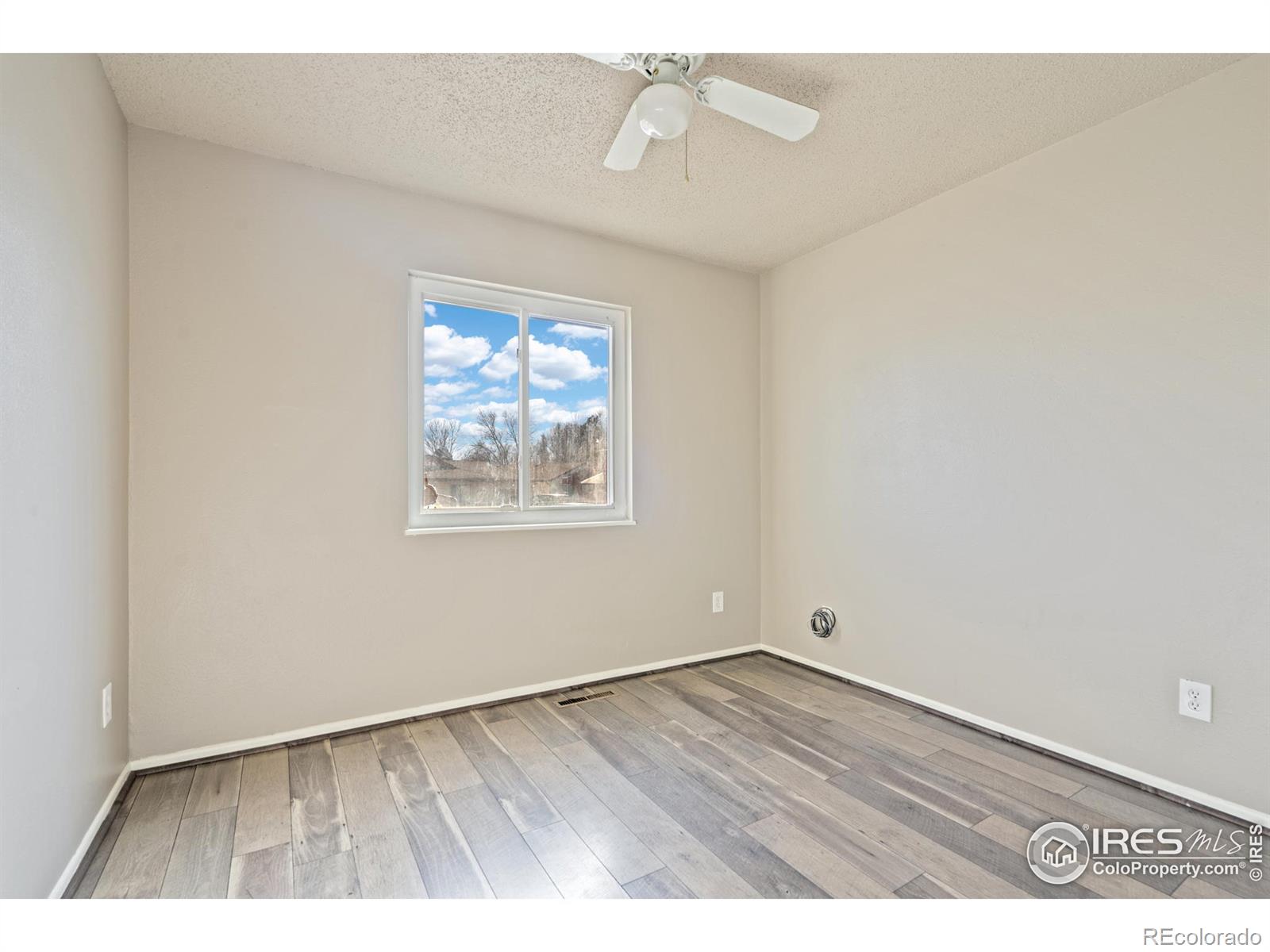 MLS Image #10 for 2036  wedgewood court,greeley, Colorado