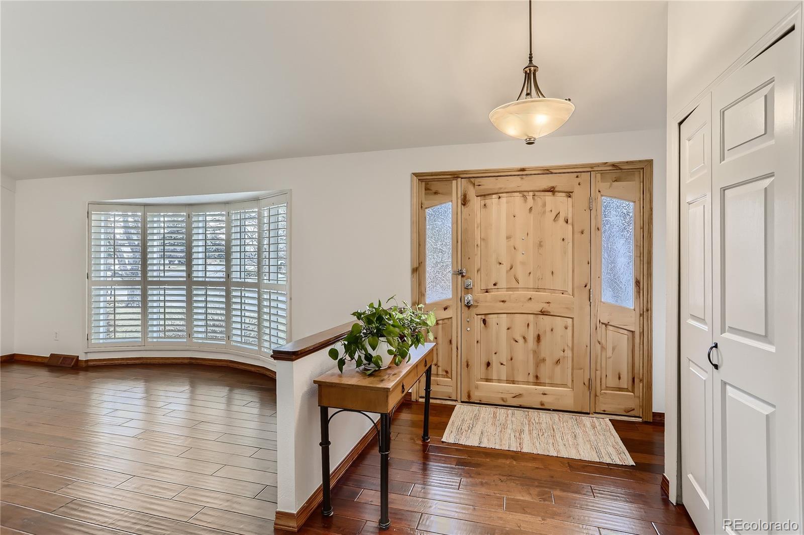 MLS Image #3 for 7552 e mansfield avenue,denver, Colorado