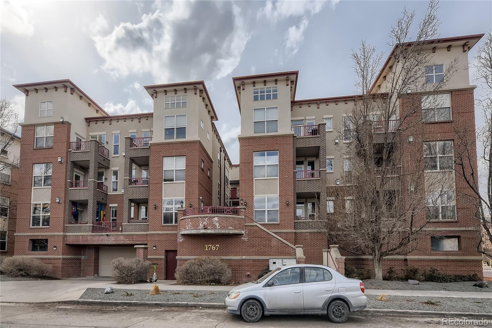 MLS Image #1 for 1767  pearl street,denver, Colorado