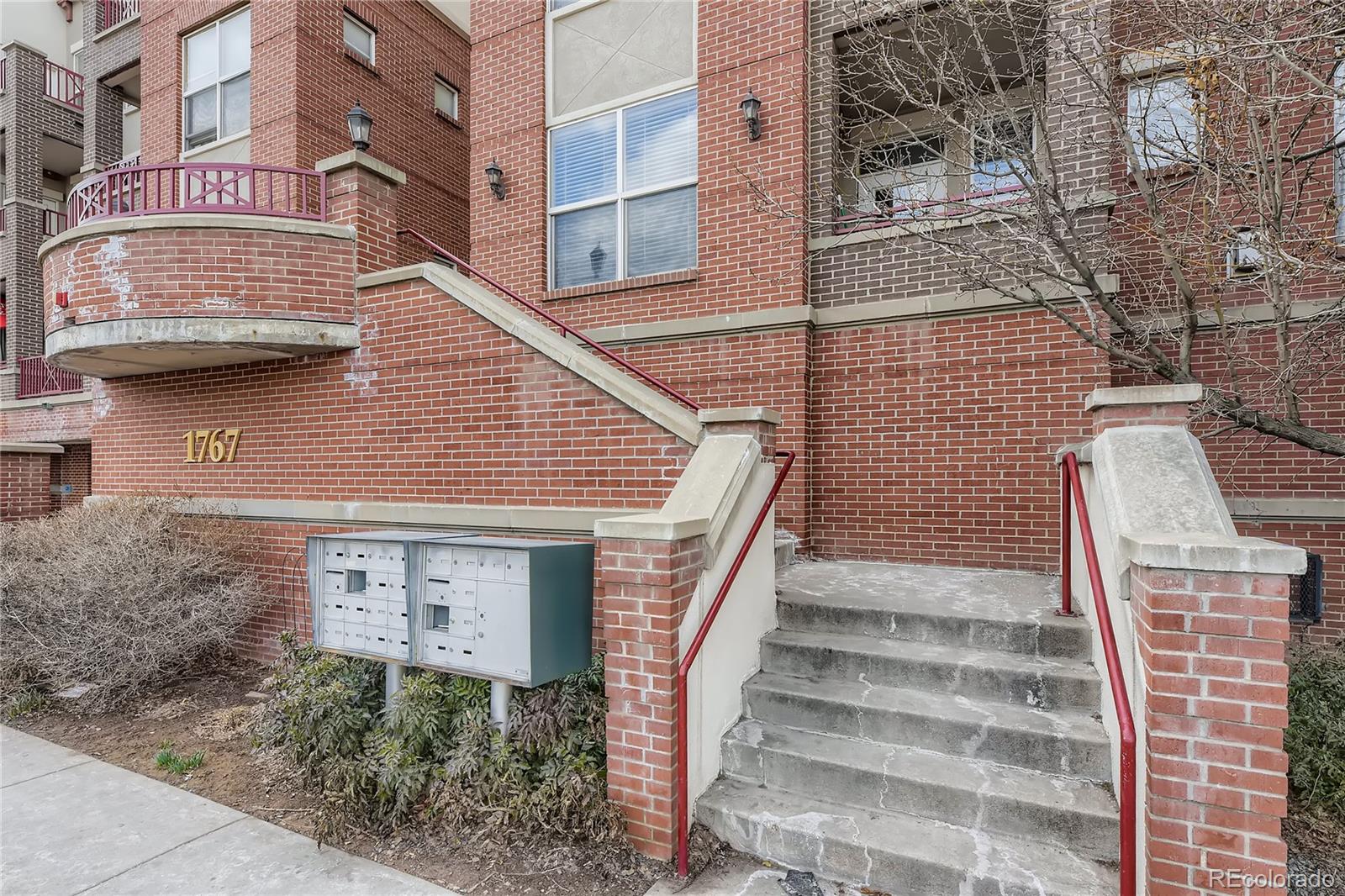 MLS Image #2 for 1767  pearl street,denver, Colorado