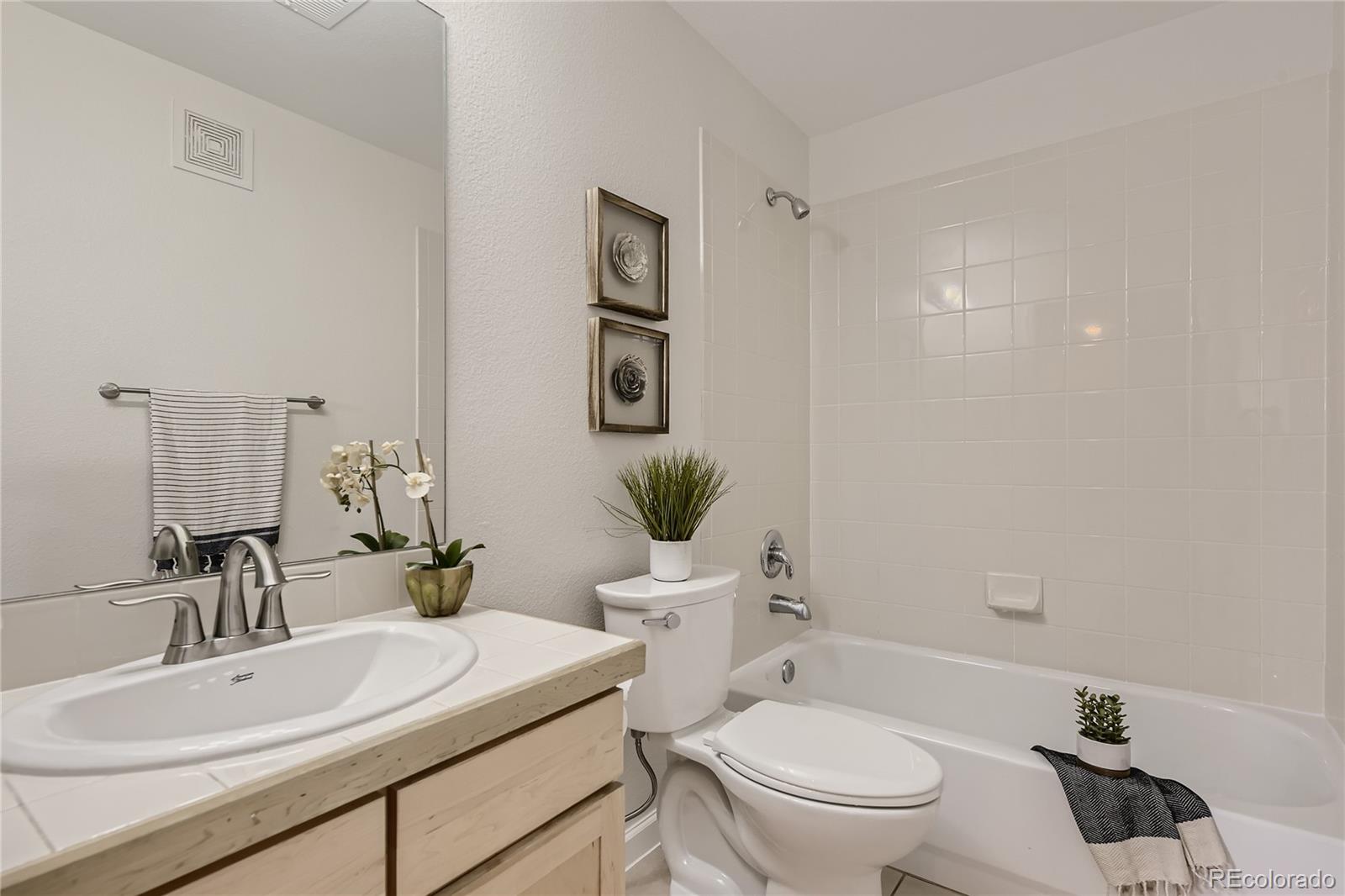 MLS Image #23 for 1767  pearl street,denver, Colorado