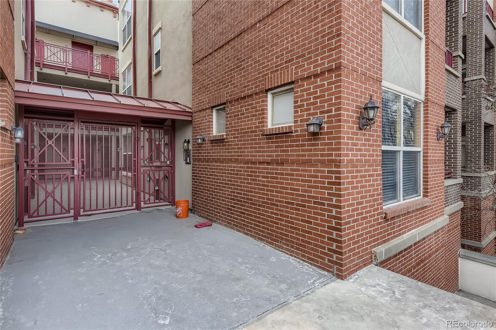 MLS Image #3 for 1767  pearl street,denver, Colorado