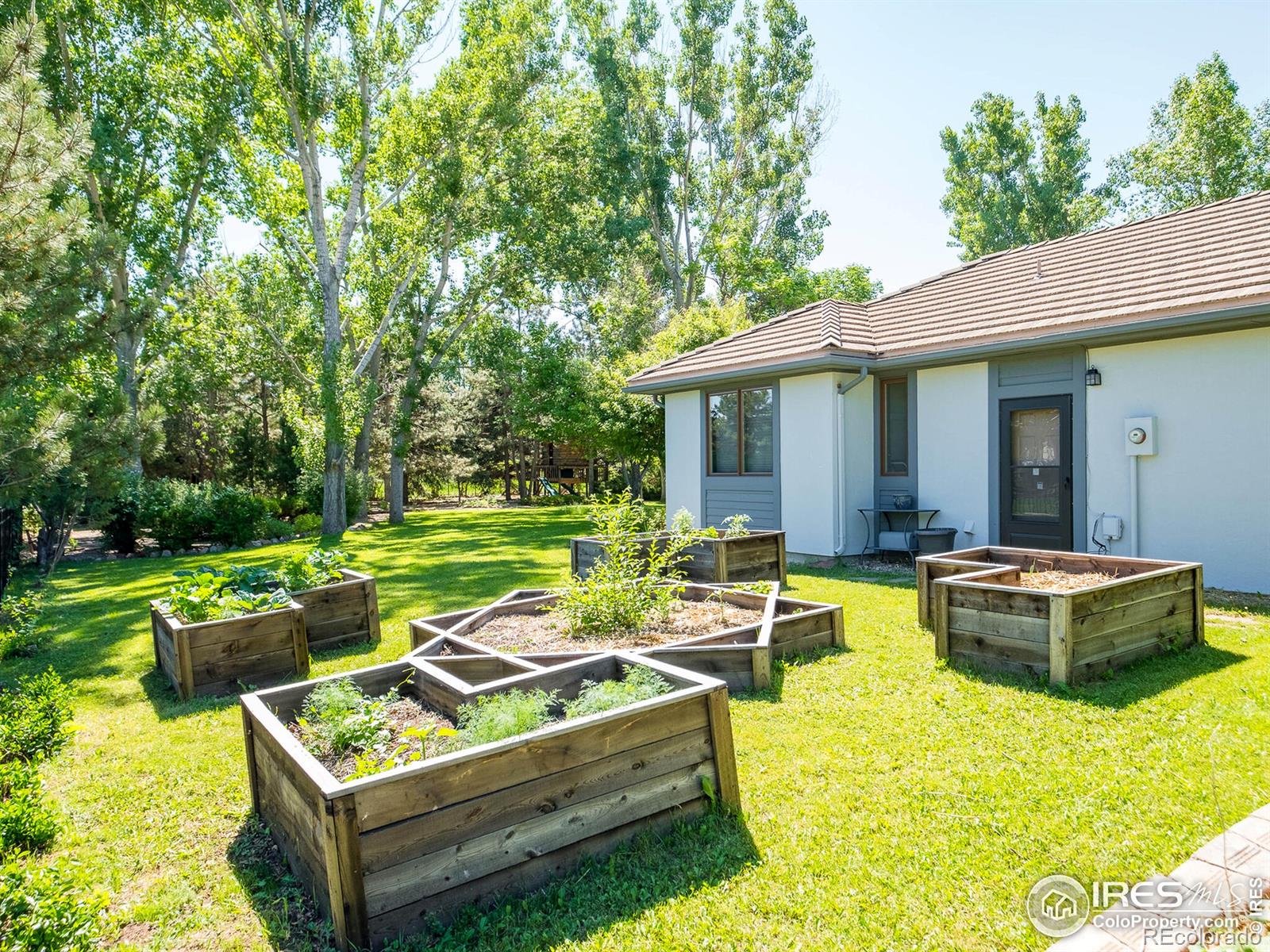 MLS Image #27 for 900  sunny way,lafayette, Colorado