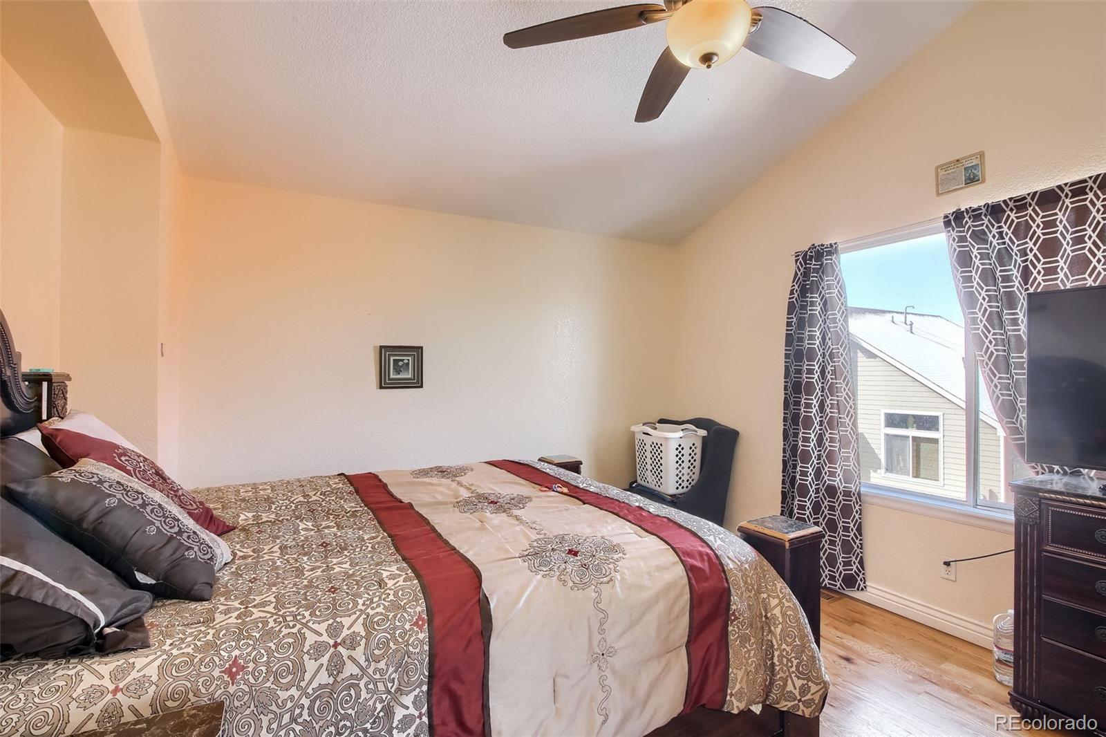 MLS Image #10 for 5541  helena court,denver, Colorado