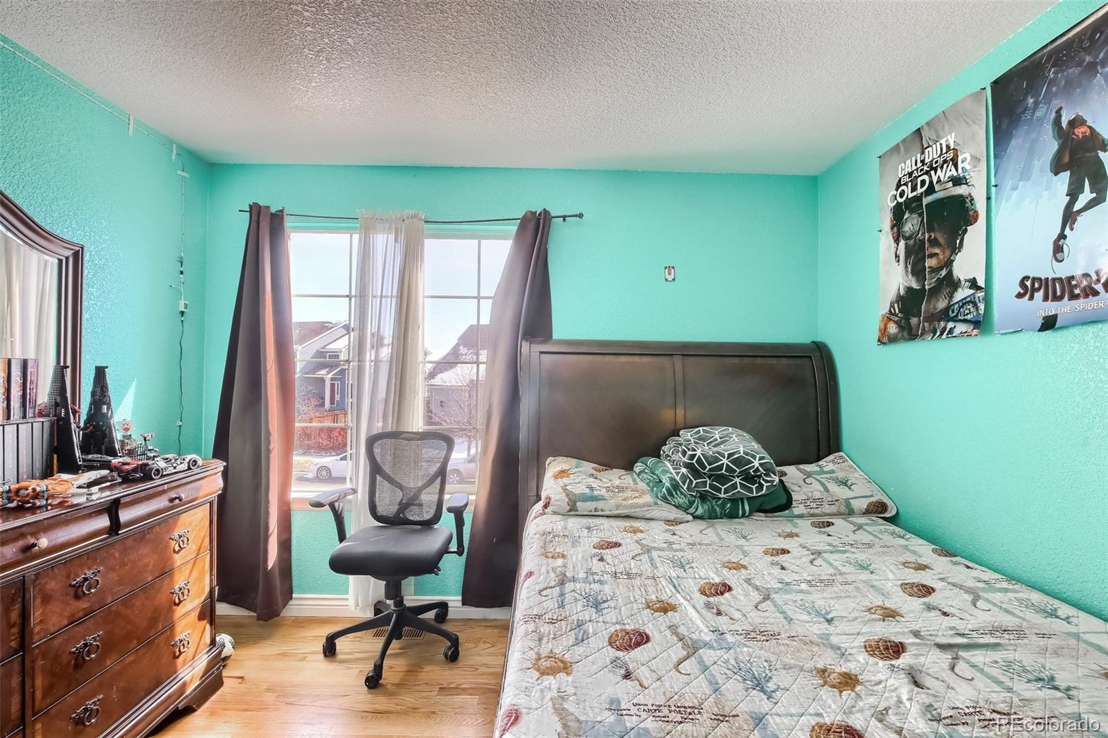 MLS Image #18 for 5541  helena court,denver, Colorado
