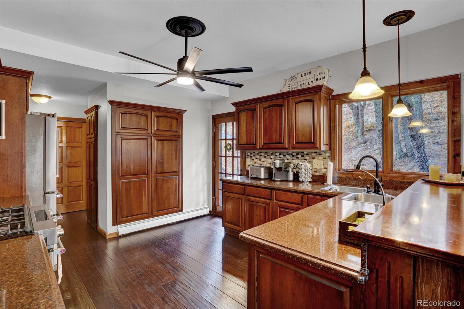 MLS Image #11 for 1015  timber valley road,colorado springs, Colorado