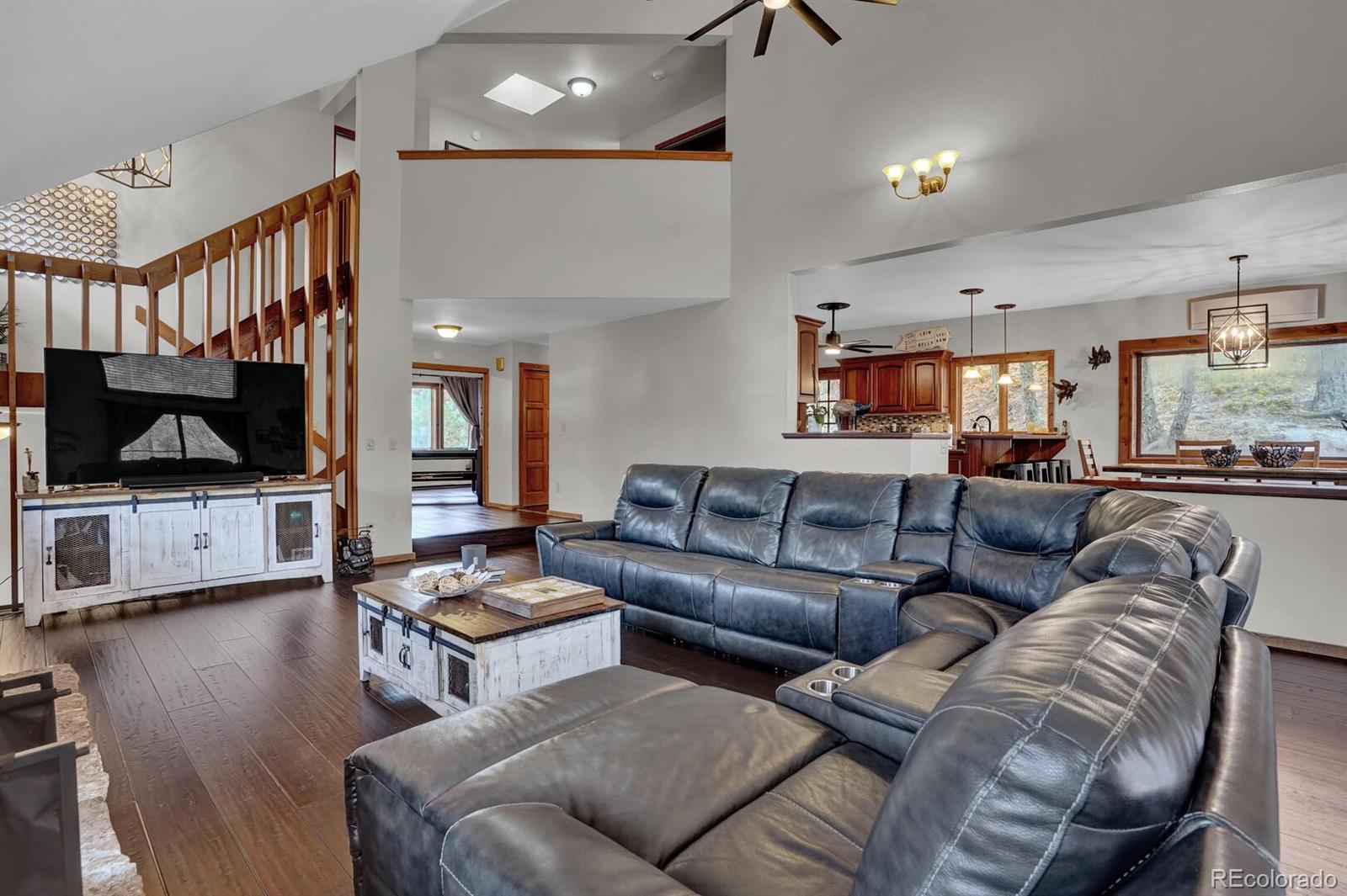 MLS Image #8 for 1015  timber valley road,colorado springs, Colorado