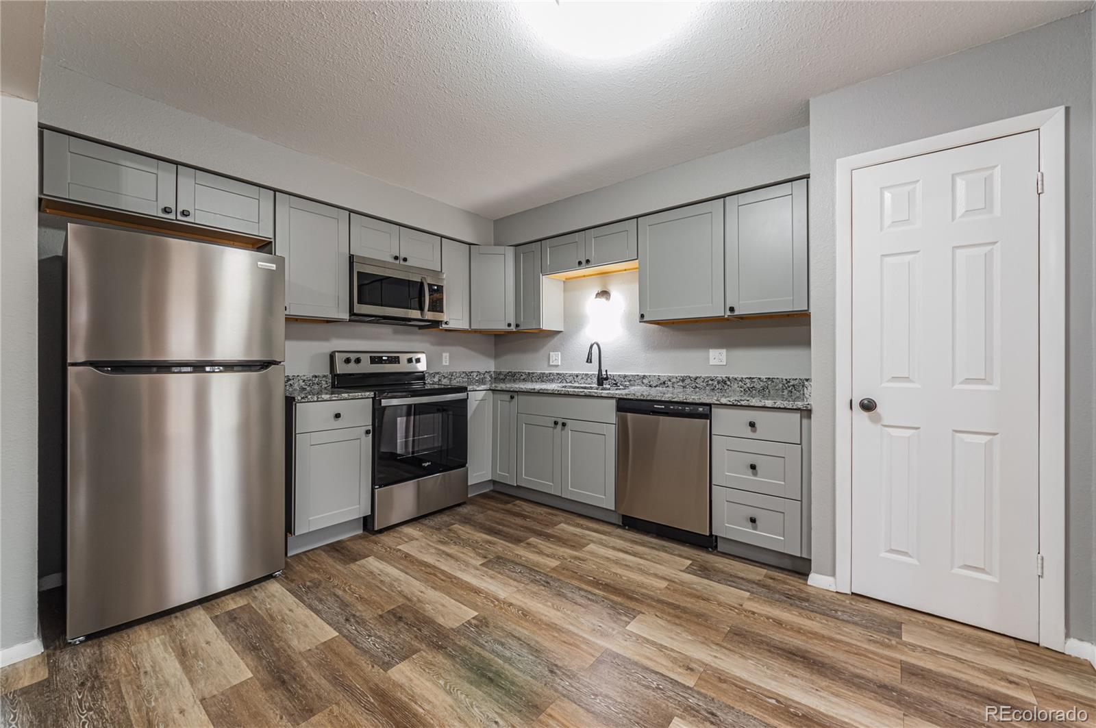 MLS Image #10 for 11104 w 68th avenue,arvada, Colorado