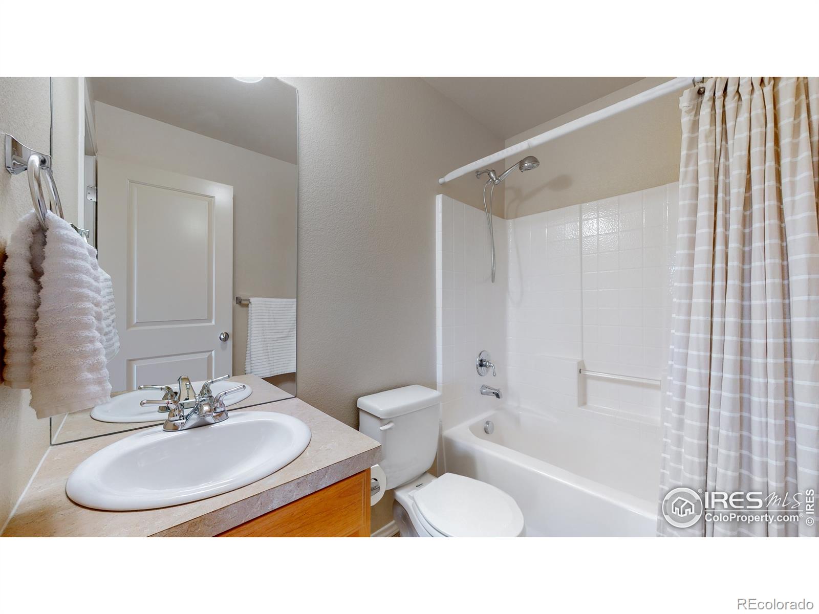 MLS Image #16 for 1871  winamac drive,fort collins, Colorado
