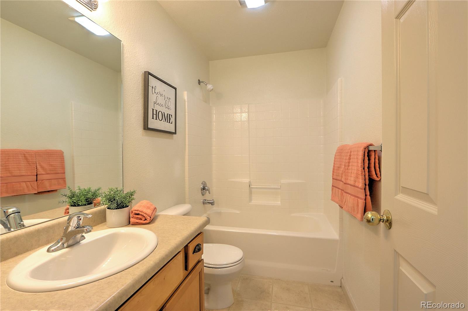 MLS Image #17 for 406  yarrow circle,parachute, Colorado