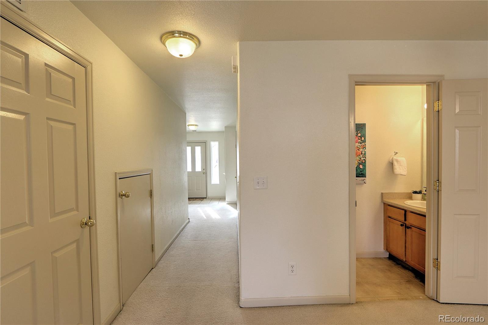 MLS Image #3 for 406  yarrow circle,parachute, Colorado