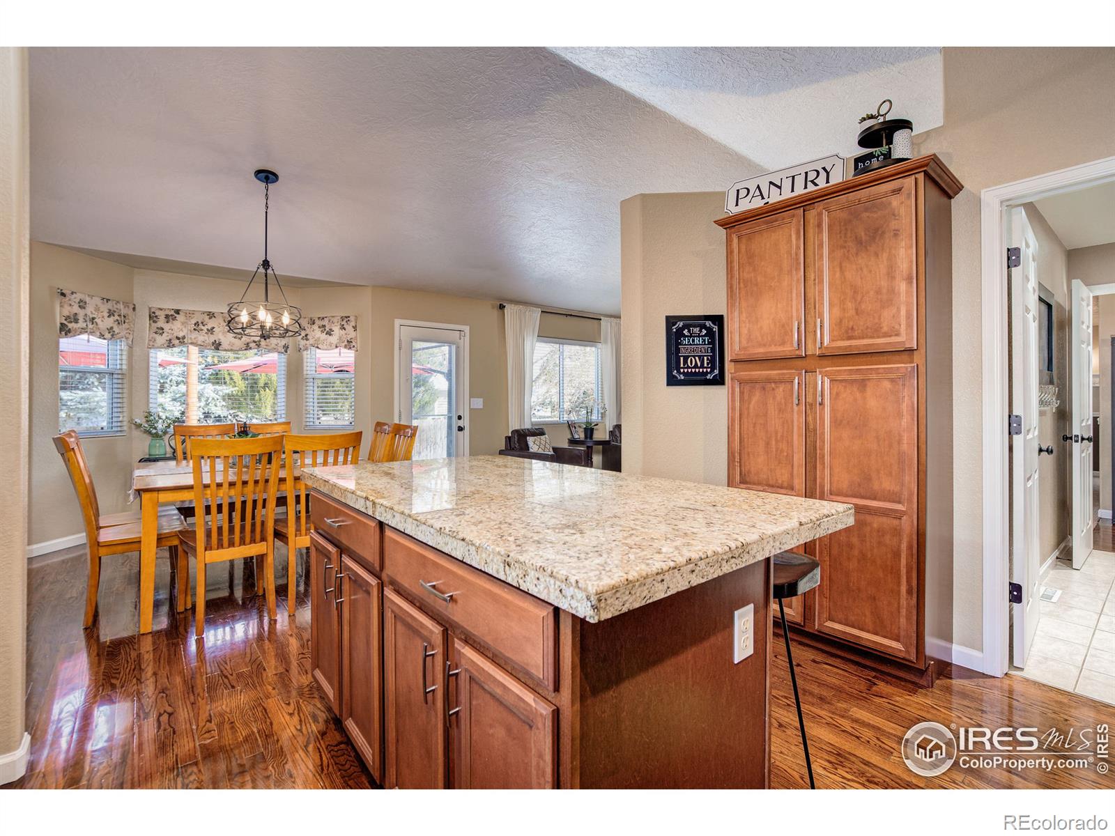 MLS Image #10 for 316 n 46th avenue,greeley, Colorado