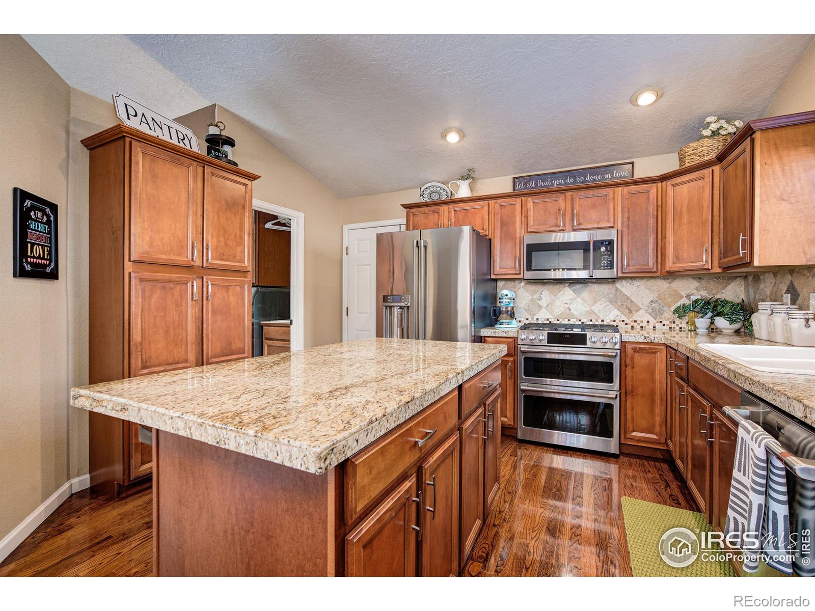 MLS Image #9 for 316 n 46th avenue,greeley, Colorado