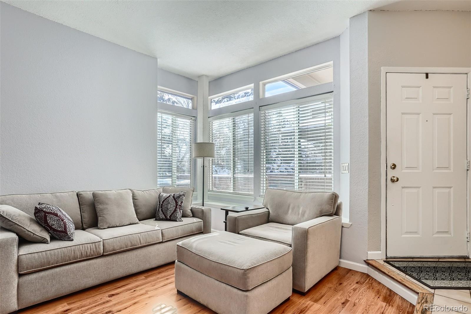 MLS Image #2 for 6001 s yosemite street,greenwood village, Colorado