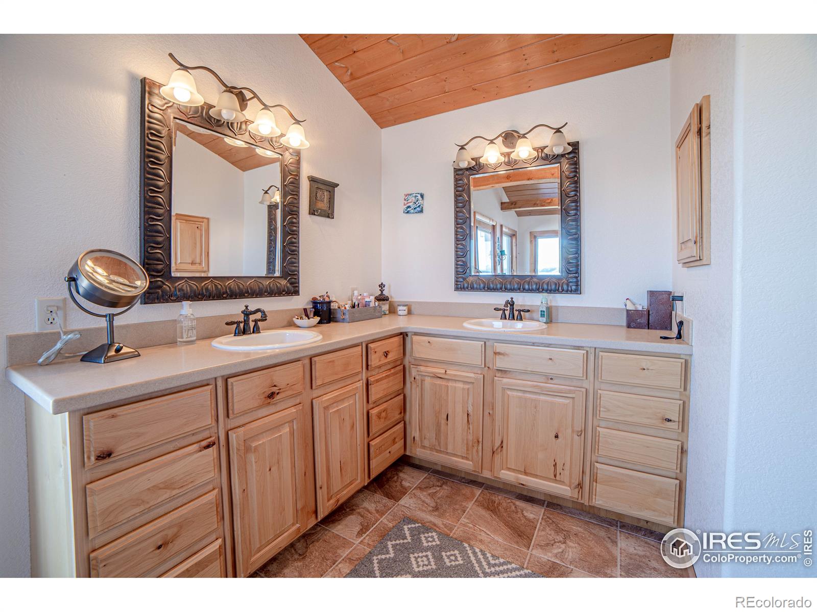 MLS Image #22 for 1437  ten mile canyon,livermore, Colorado