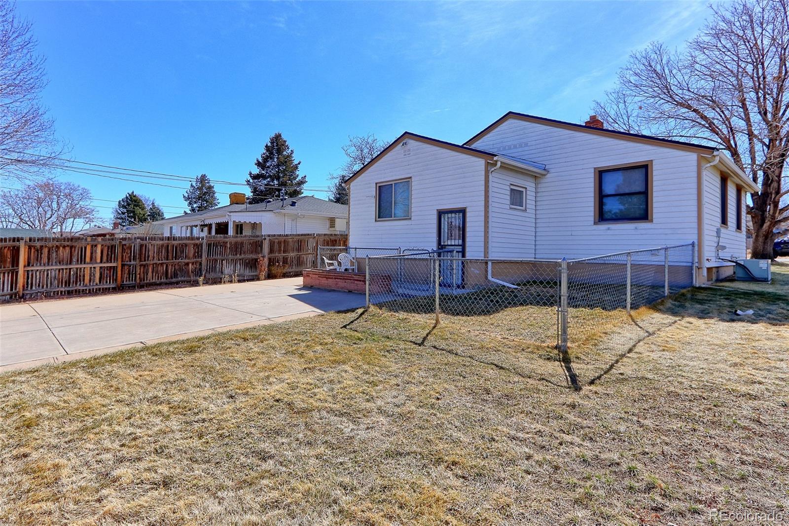MLS Image #16 for 2315 w moffat place,denver, Colorado