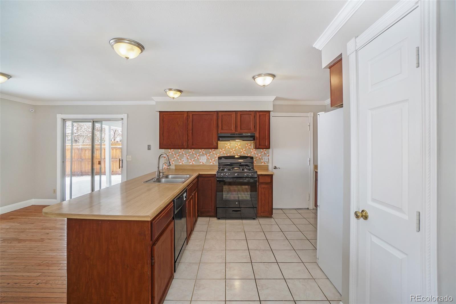 MLS Image #7 for 3323 w 11th avenue drive,broomfield, Colorado