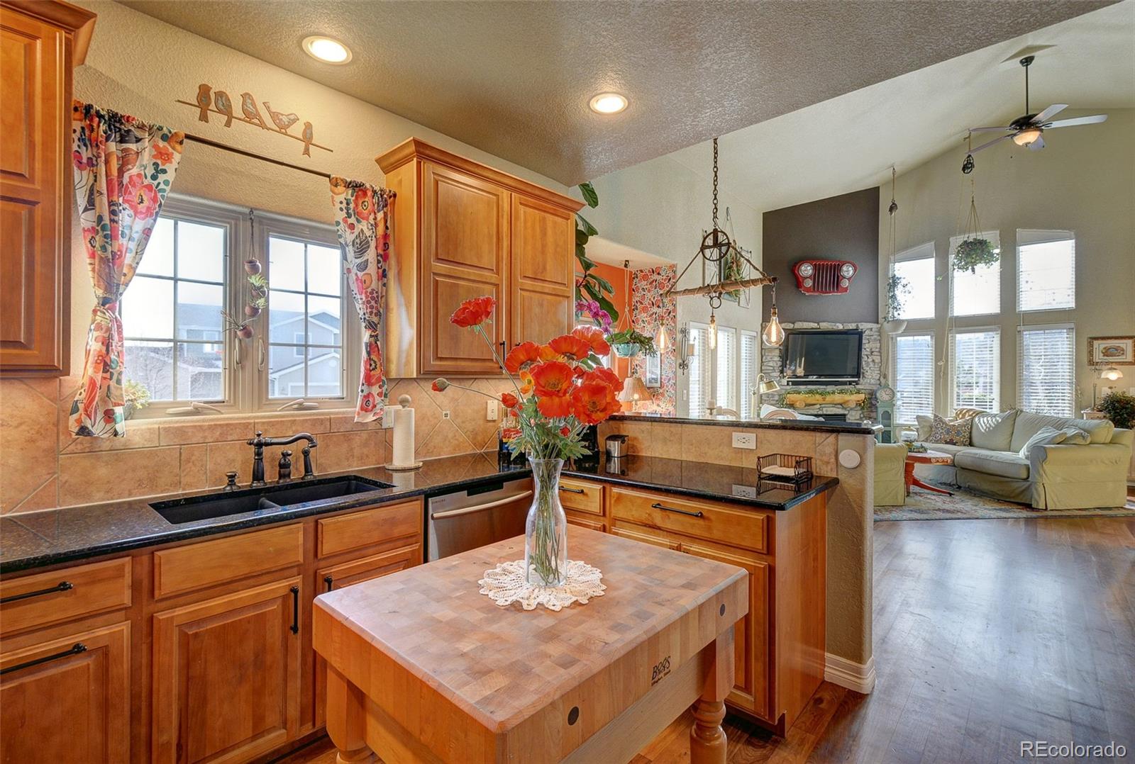 MLS Image #13 for 2086  vancorum circle,loveland, Colorado