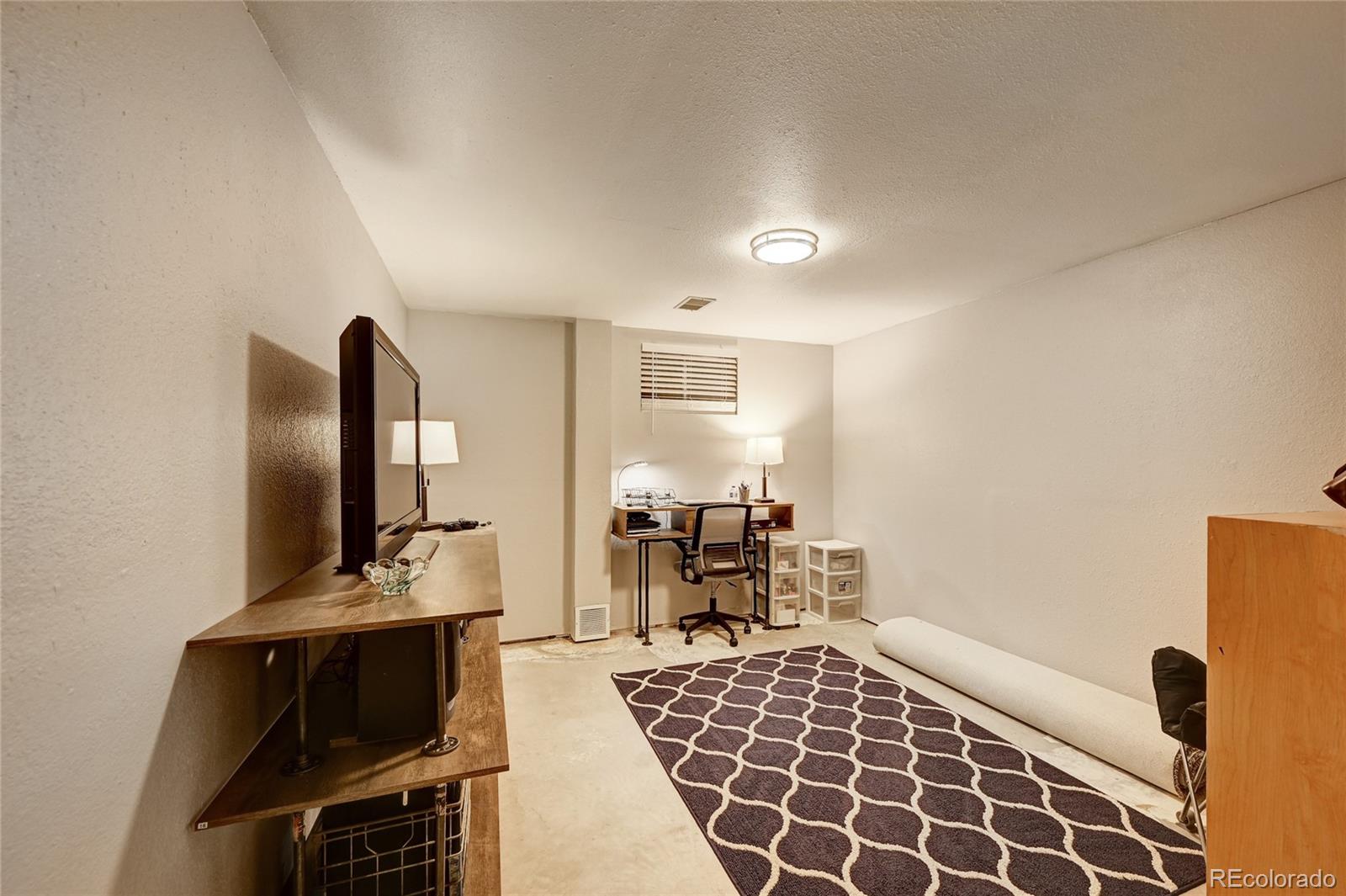 MLS Image #28 for 1601  39th street court,evans, Colorado