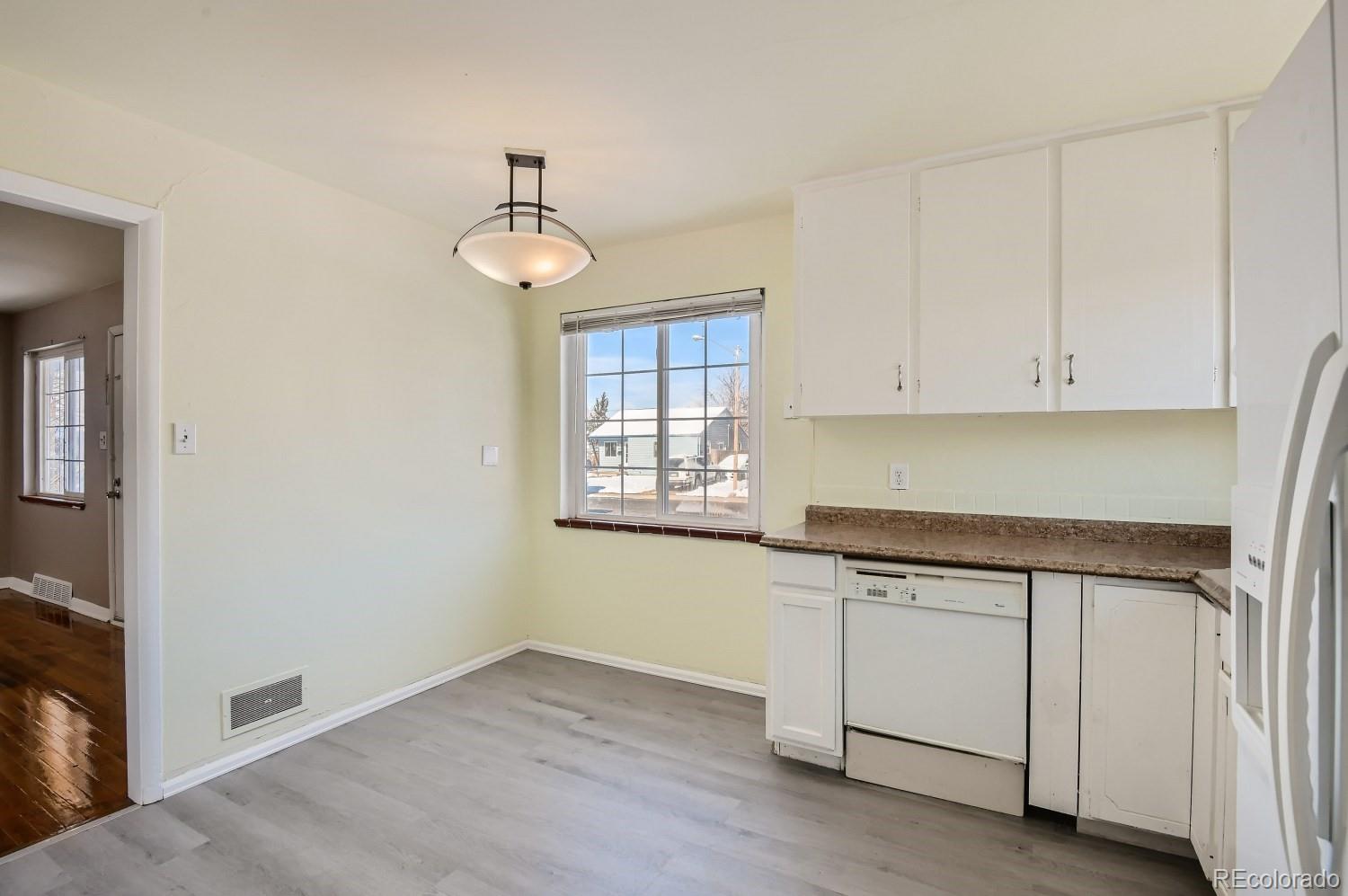 MLS Image #11 for 860  oakland street,aurora, Colorado