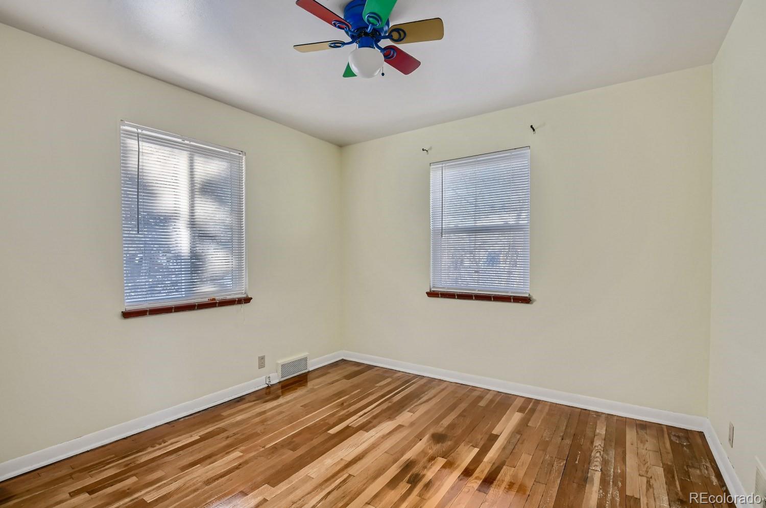 MLS Image #15 for 860  oakland street,aurora, Colorado