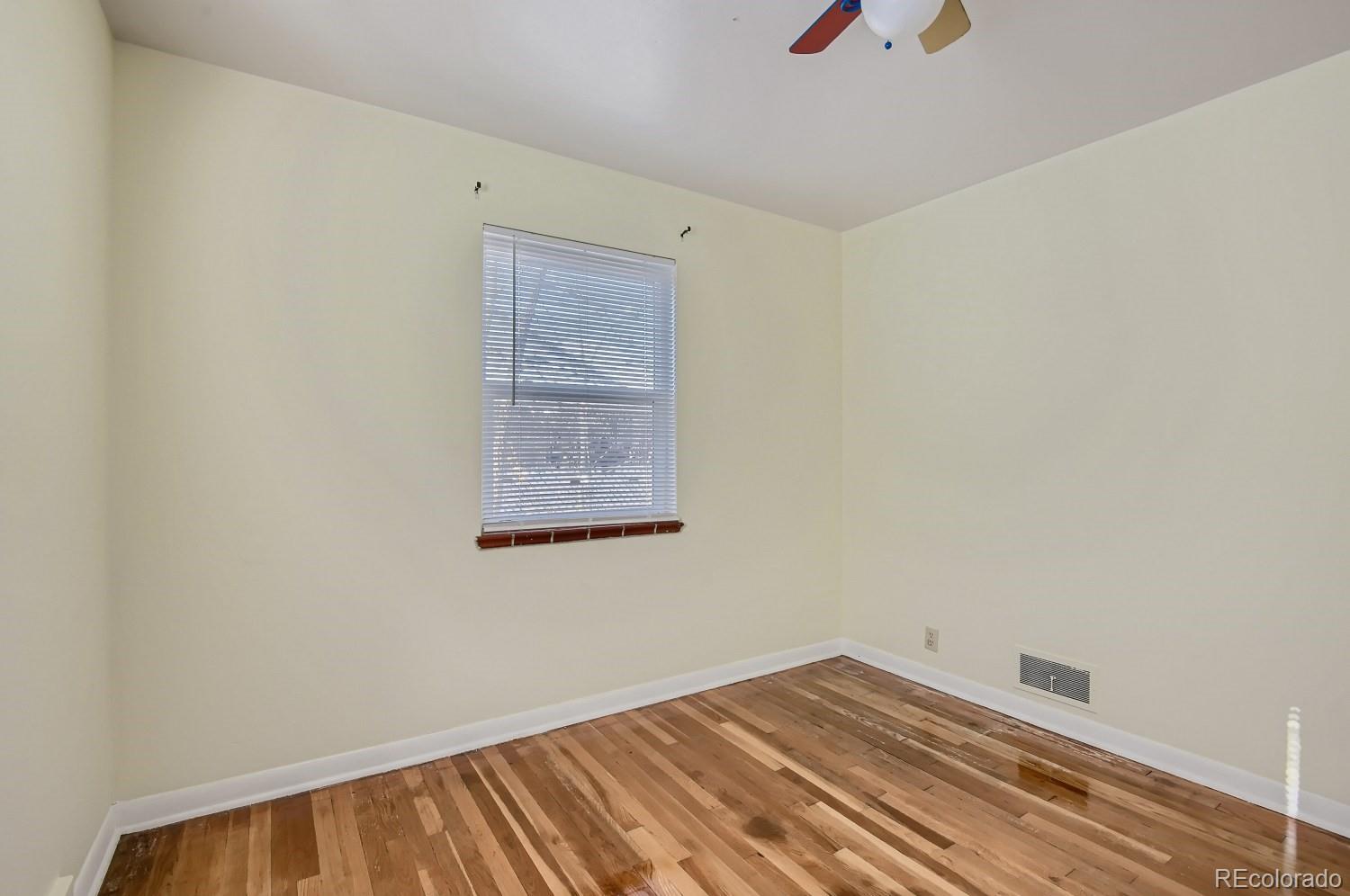 MLS Image #18 for 860  oakland street,aurora, Colorado